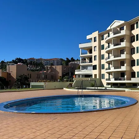 Funchal With Pool - Garajau 2 Apartment